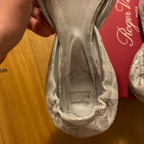 Roger Vivier Women Flats 37 Size Good condition - Picture 4 of 6